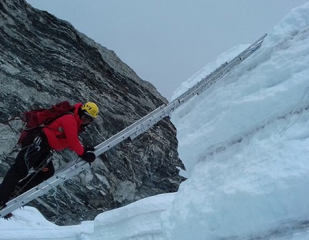 Island peak climbing route